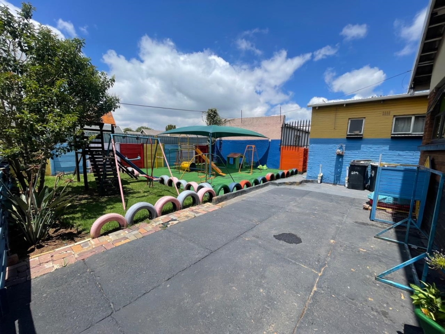 3 Bedroom Property for Sale in Robertsham Gauteng