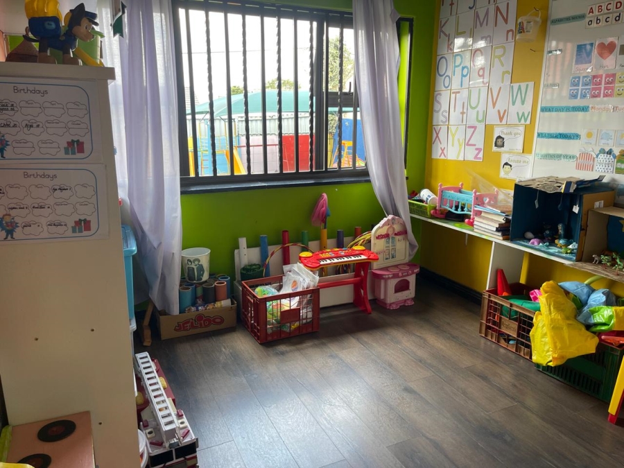 3 Bedroom Property for Sale in Robertsham Gauteng