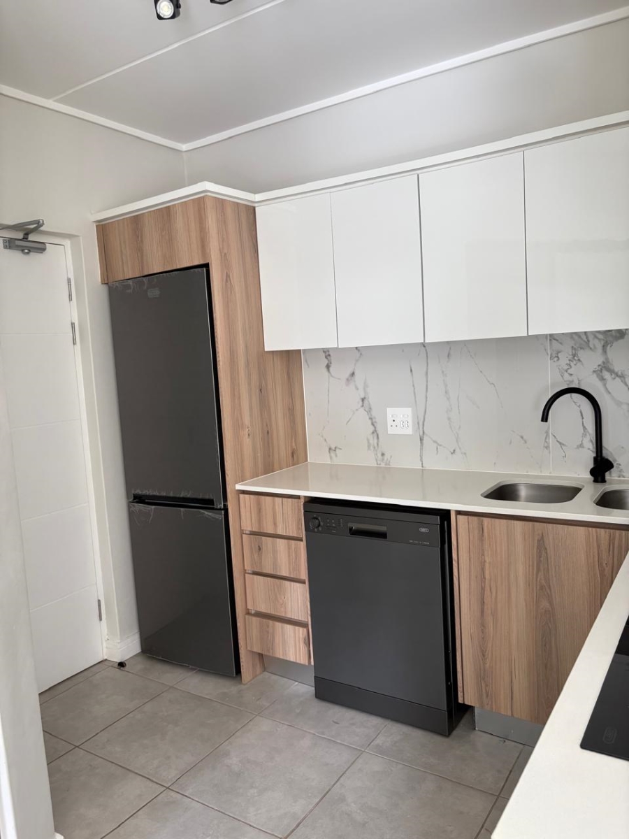To Let 1 Bedroom Property for Rent in Waterfall Gauteng