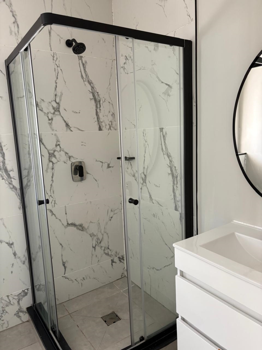 To Let 1 Bedroom Property for Rent in Waterfall Gauteng