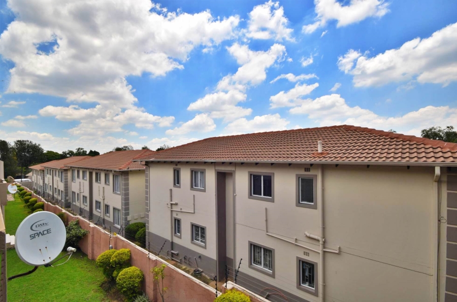 1 Bedroom Property for Sale in Ferndale Gauteng