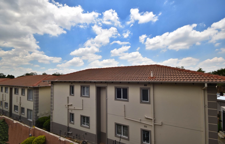 1 Bedroom Property for Sale in Ferndale Gauteng