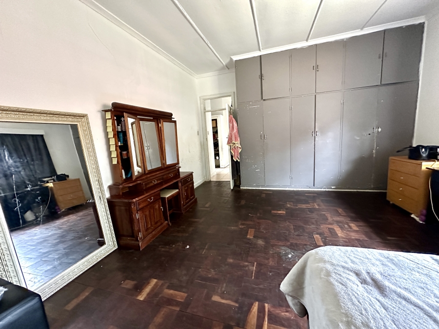 3 Bedroom Property for Sale in Highlands North Gauteng