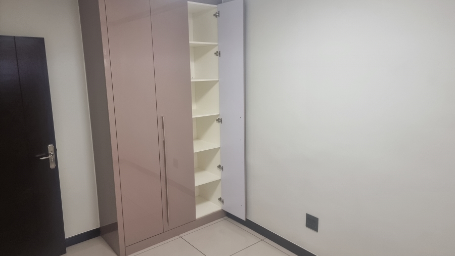 To Let 2 Bedroom Property for Rent in Blue Hills Gauteng