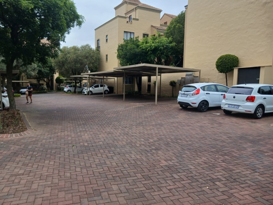 1 Bedroom Property for Sale in Lonehill Gauteng