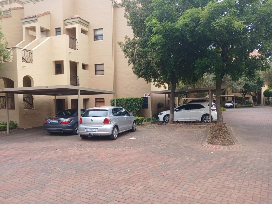 1 Bedroom Property for Sale in Lonehill Gauteng