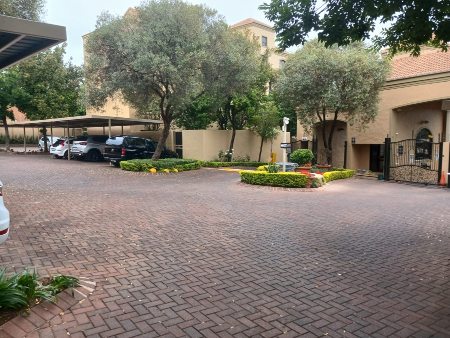 1 Bedroom Property for Sale in Lonehill Gauteng