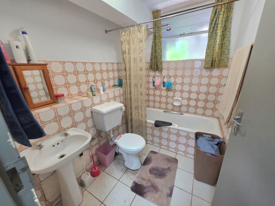 3 Bedroom Property for Sale in Valhalla Gauteng