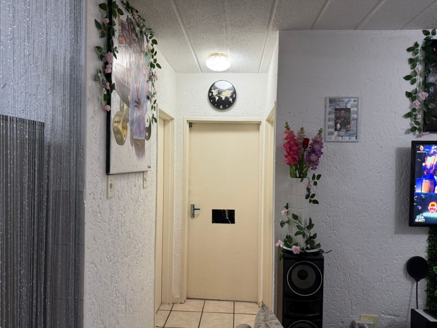 2 Bedroom Property for Sale in Florida Gauteng