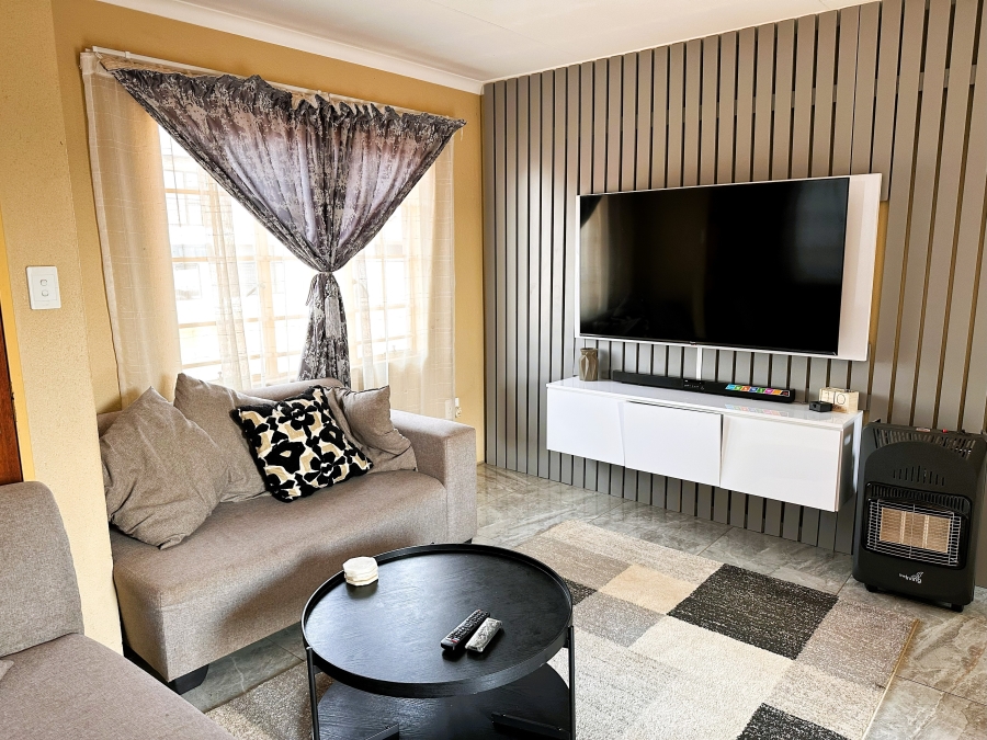 3 Bedroom Property for Sale in Klerksoord Gauteng