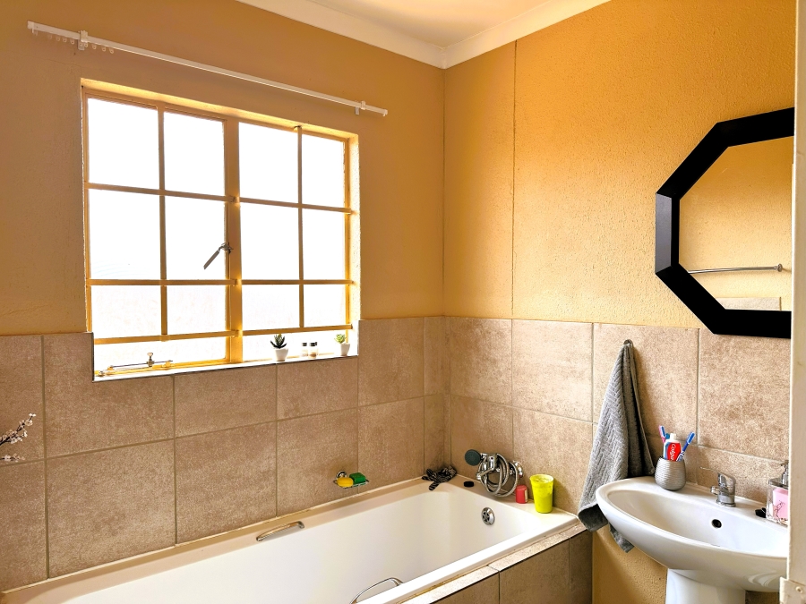 3 Bedroom Property for Sale in Klerksoord Gauteng