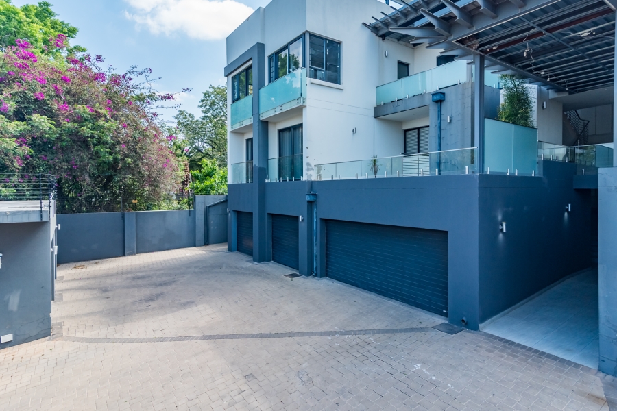 2 Bedroom Property for Sale in Bryanston Gauteng