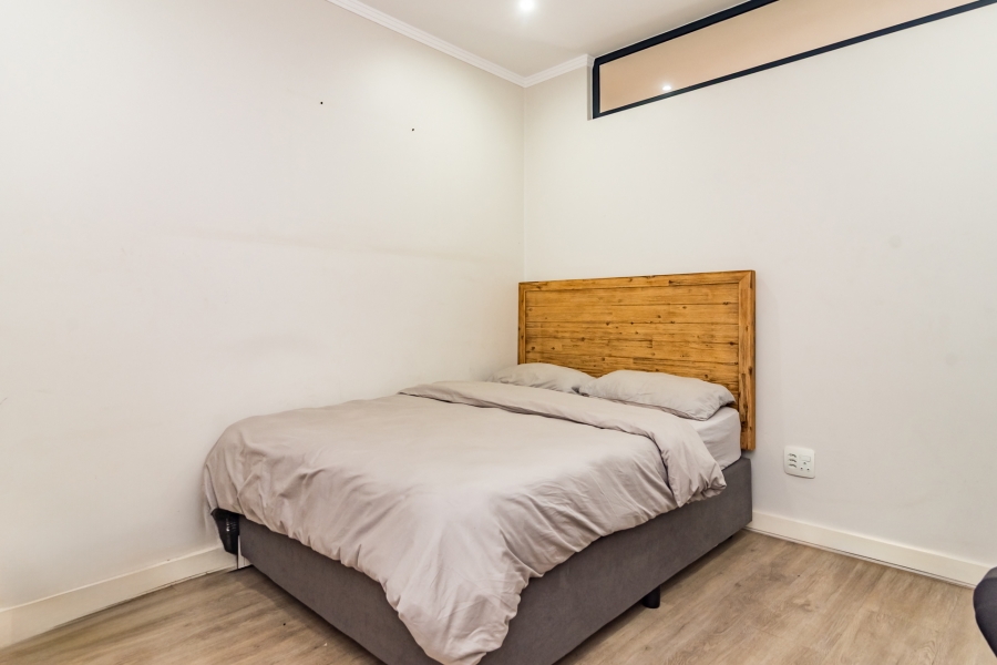 2 Bedroom Property for Sale in Bryanston Gauteng