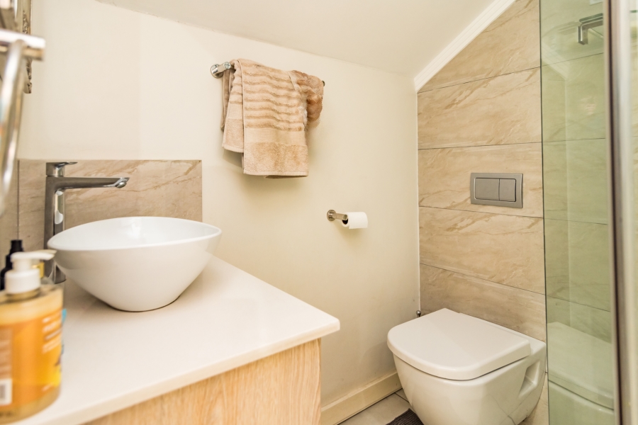 2 Bedroom Property for Sale in Bryanston Gauteng