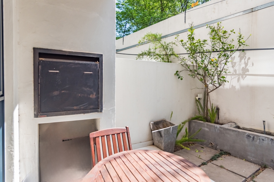 2 Bedroom Property for Sale in Bryanston Gauteng