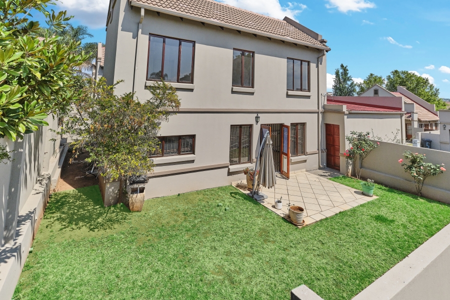 3 Bedroom Property for Sale in Barbeque Downs Gauteng