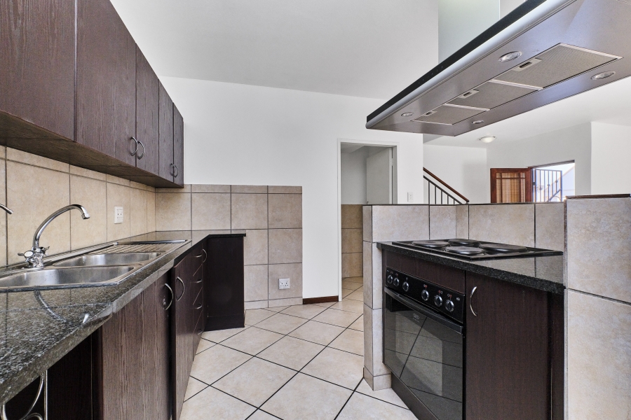 3 Bedroom Property for Sale in Barbeque Downs Gauteng