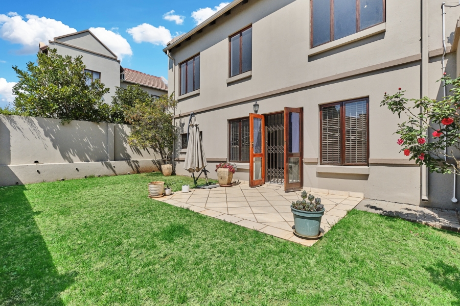 3 Bedroom Property for Sale in Barbeque Downs Gauteng