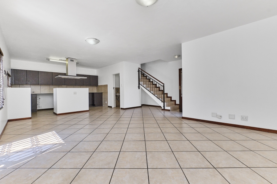 3 Bedroom Property for Sale in Barbeque Downs Gauteng