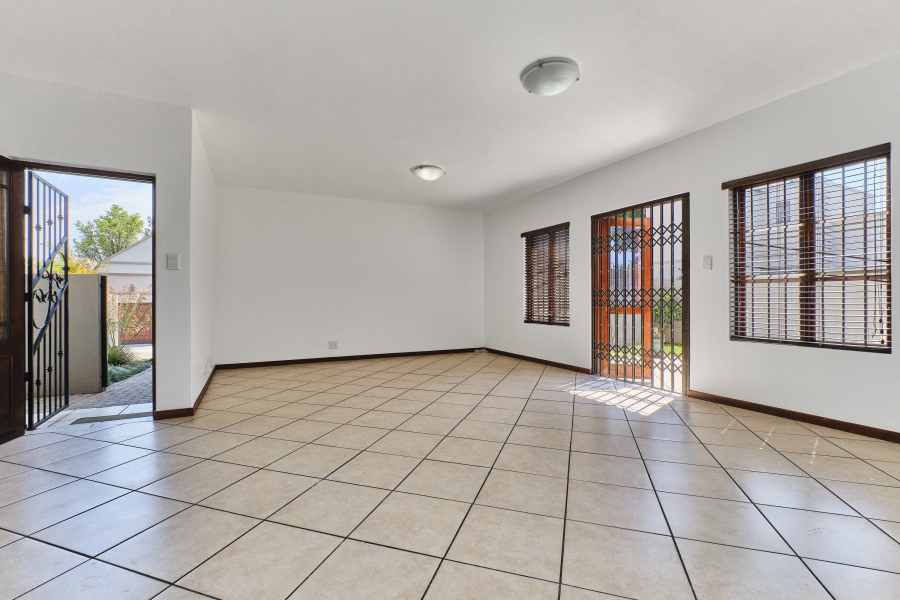 3 Bedroom Property for Sale in Barbeque Downs Gauteng