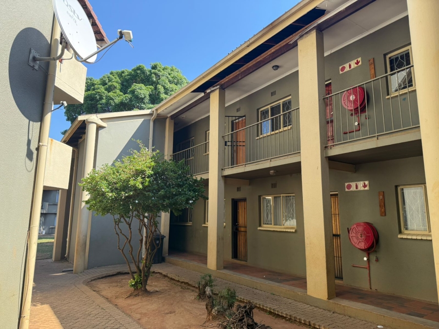 2 Bedroom Property for Sale in Florida Gauteng