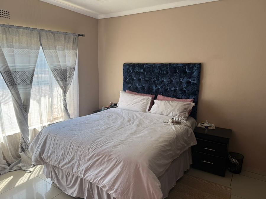 2 Bedroom Property for Sale in Florida Gauteng