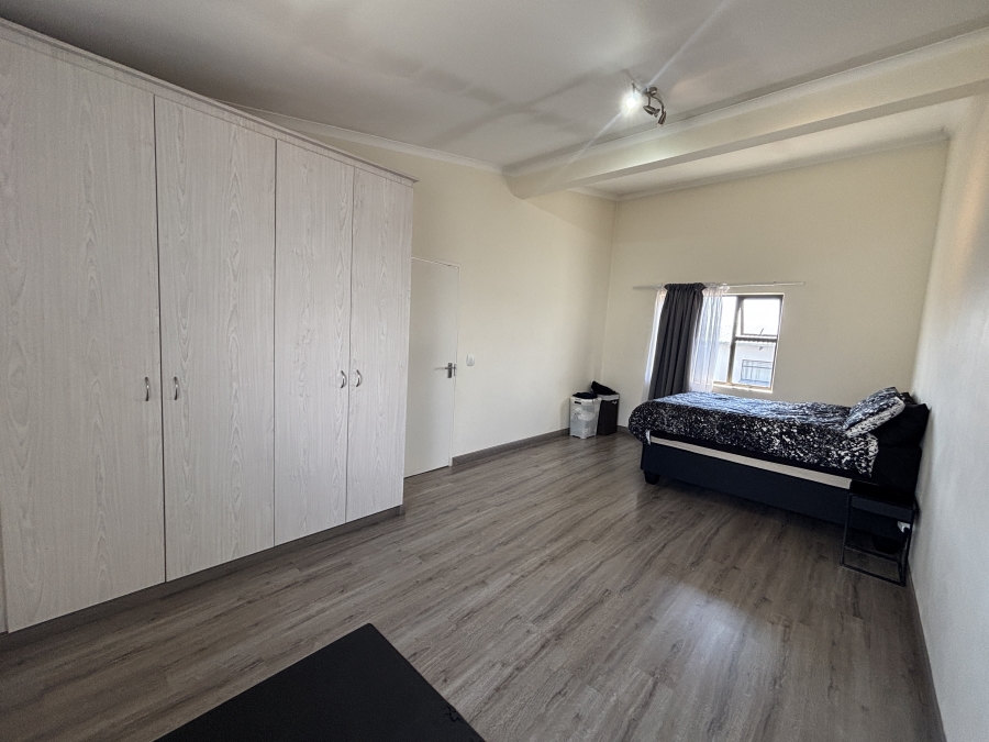 2 Bedroom Property for Sale in Barbeque Downs Gauteng