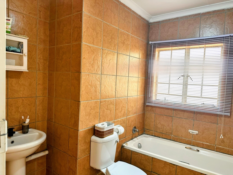 2 Bedroom Property for Sale in Winternest Gauteng