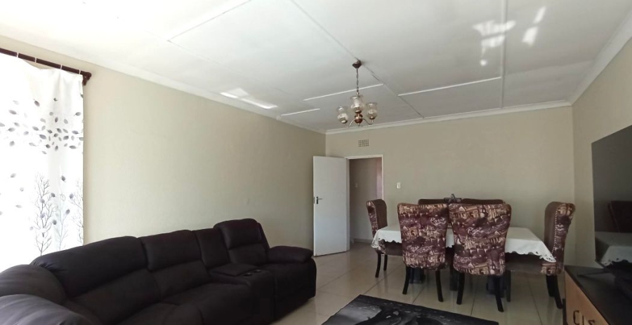 2 Bedroom Property for Sale in Florida Gauteng