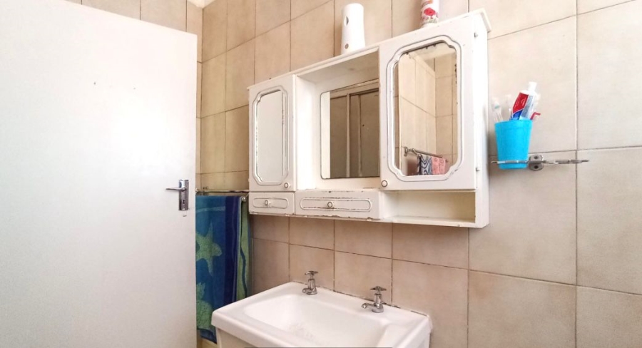 2 Bedroom Property for Sale in Florida Gauteng