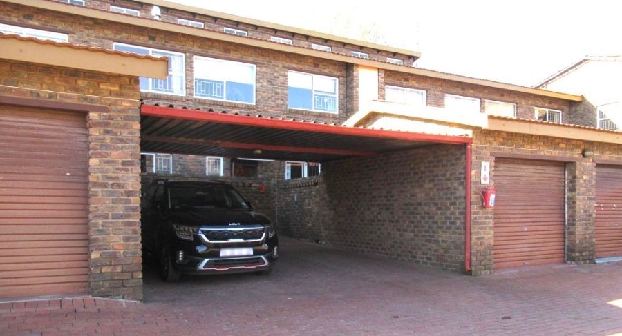 3 Bedroom Property for Sale in Florida Gauteng