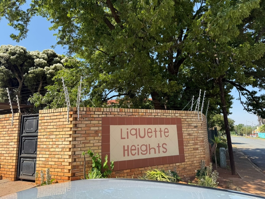 2 Bedroom Property for Sale in Florida Gauteng