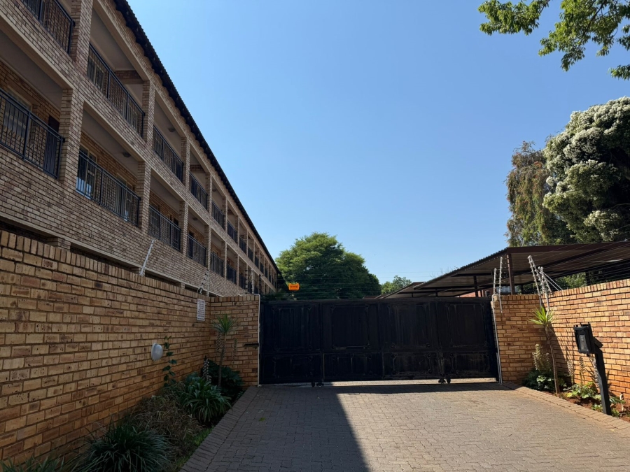 2 Bedroom Property for Sale in Florida Gauteng