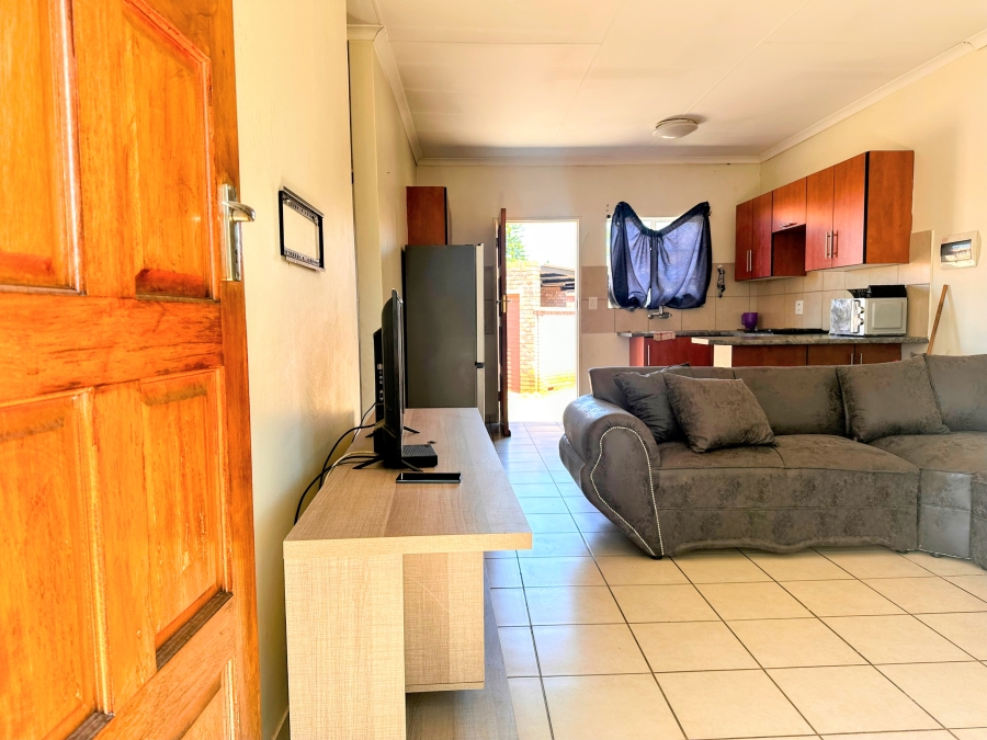 2 Bedroom Property for Sale in The Orchards Gauteng