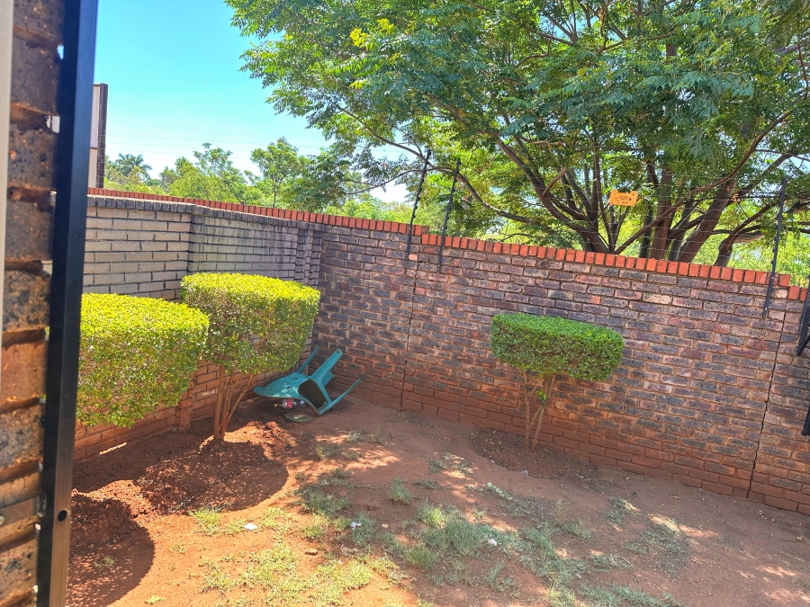 2 Bedroom Property for Sale in The Orchards Gauteng