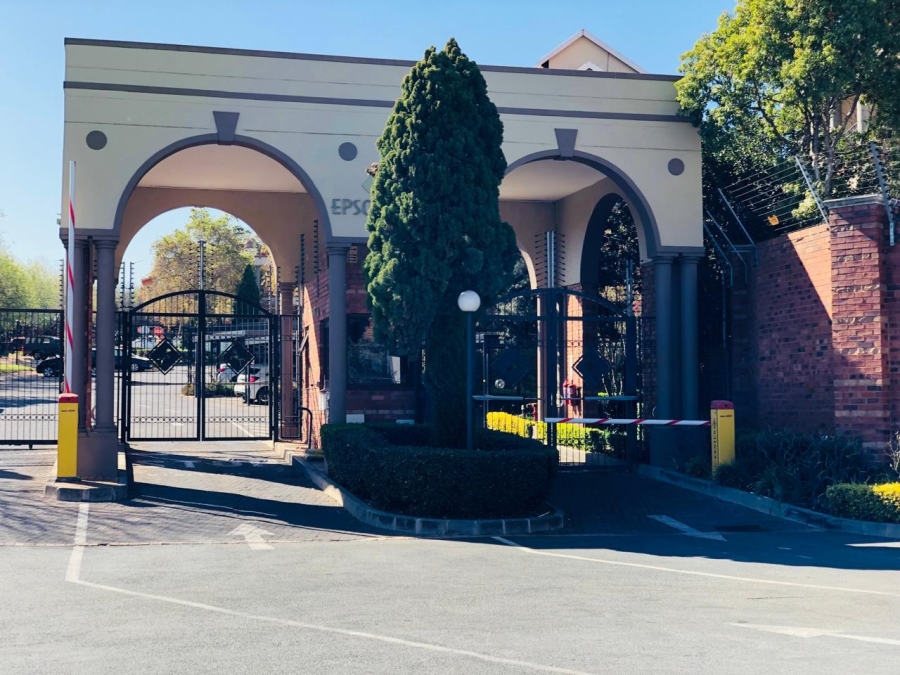 To Let 2 Bedroom Property for Rent in Bryanston Gauteng