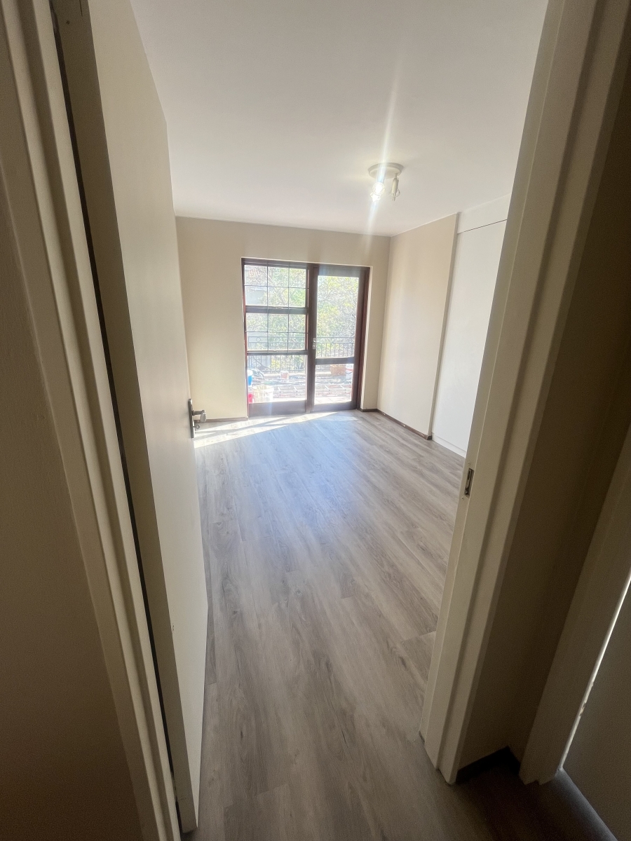 To Let 2 Bedroom Property for Rent in Bryanston Gauteng