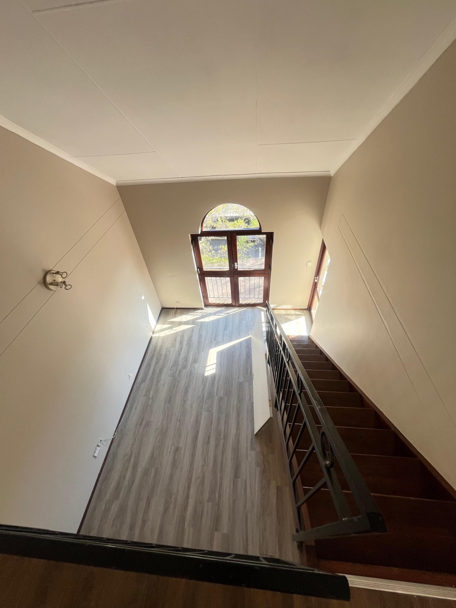 To Let 2 Bedroom Property for Rent in Bryanston Gauteng