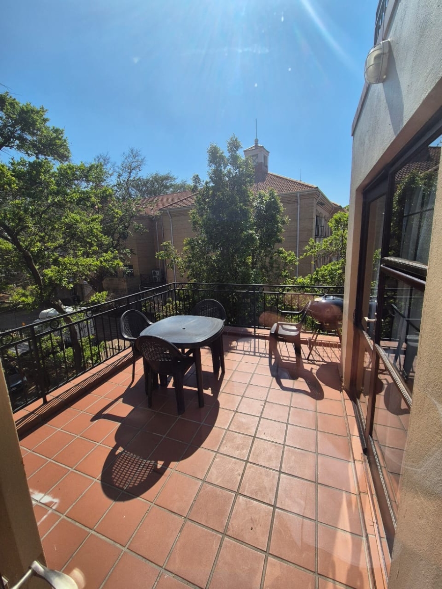 To Let 2 Bedroom Property for Rent in Bryanston Gauteng