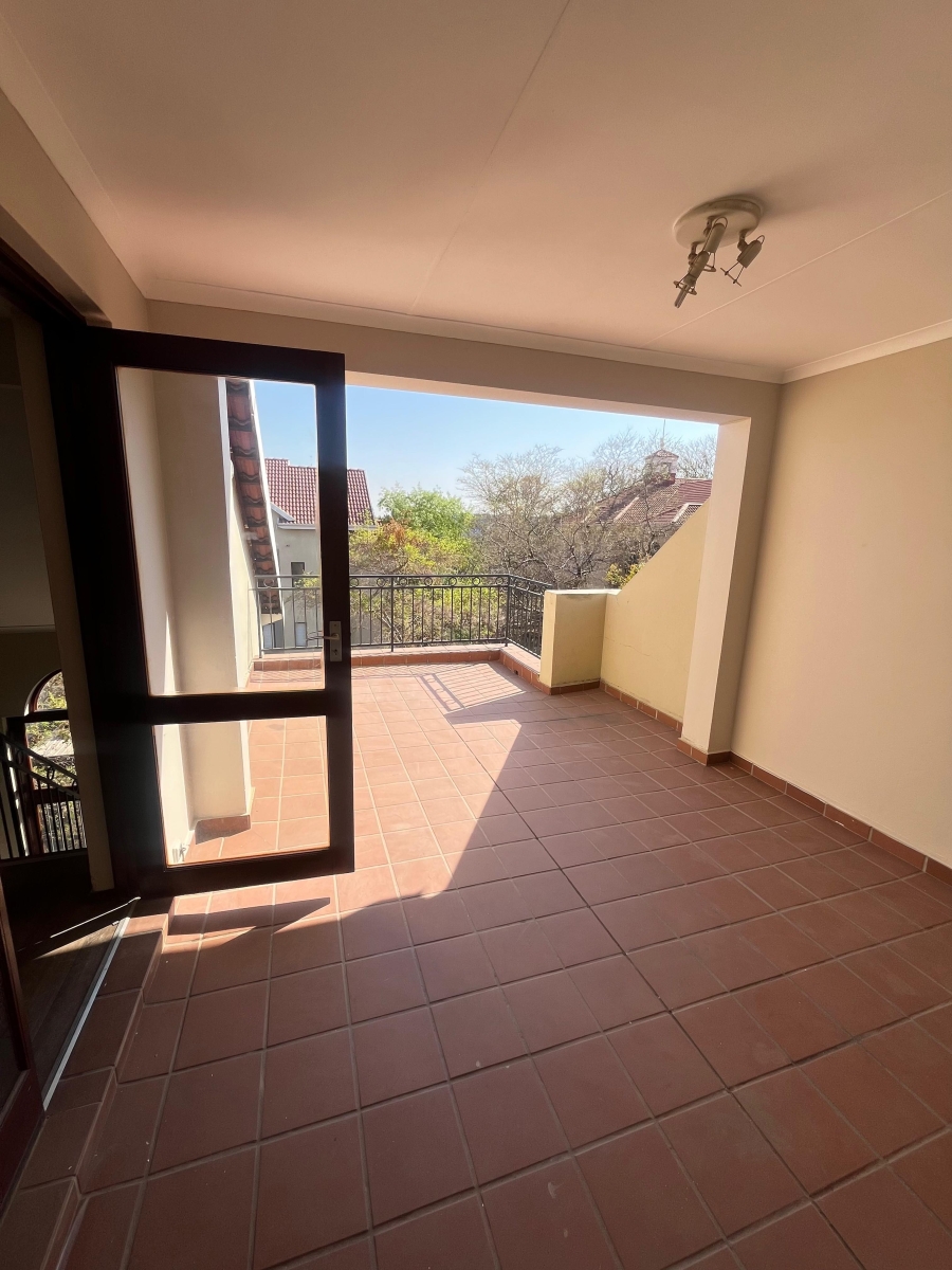 To Let 2 Bedroom Property for Rent in Bryanston Gauteng