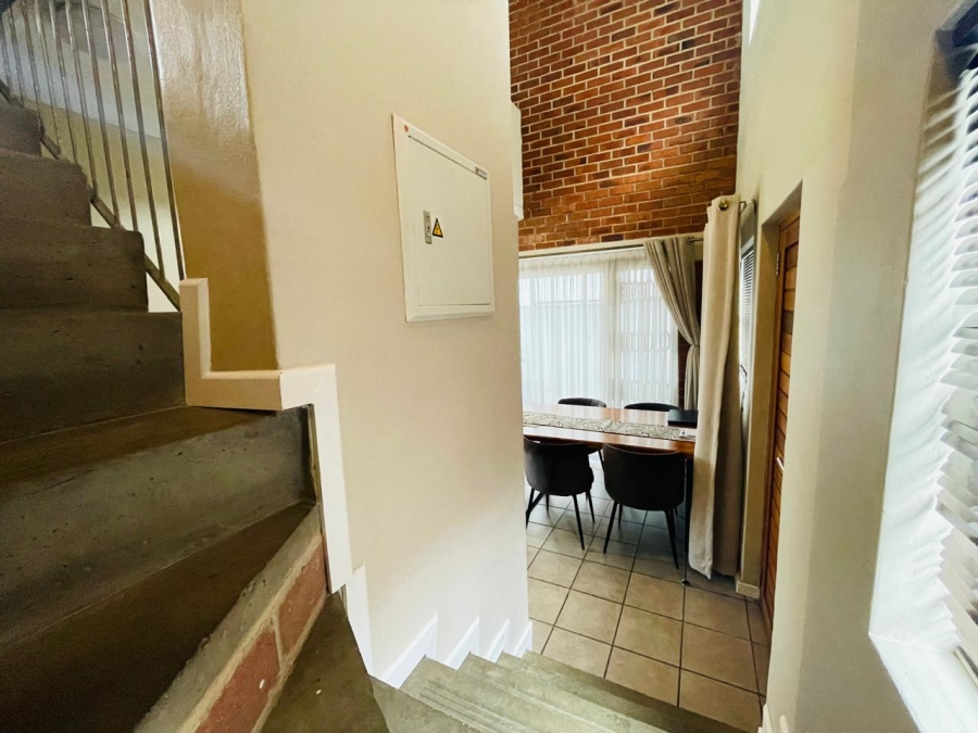 1 Bedroom Property for Sale in Houghton Estate Gauteng