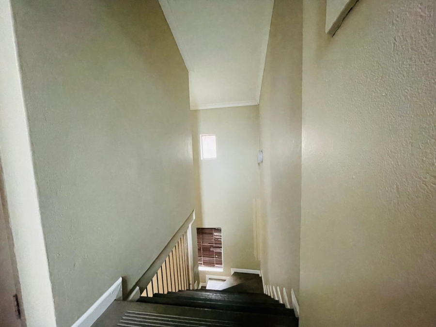 1 Bedroom Property for Sale in Houghton Estate Gauteng