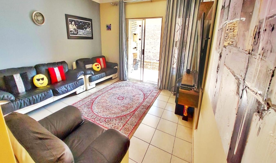 3 Bedroom Property for Sale in Noordwyk Gauteng