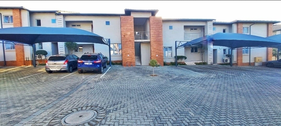 3 Bedroom Property for Sale in Noordwyk Gauteng