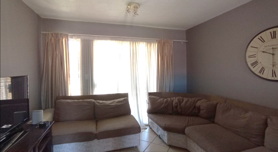 2 Bedroom Property for Sale in Karenpark Gauteng