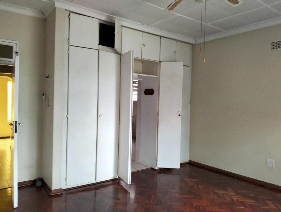 4 Bedroom Property for Sale in Linmeyer Gauteng