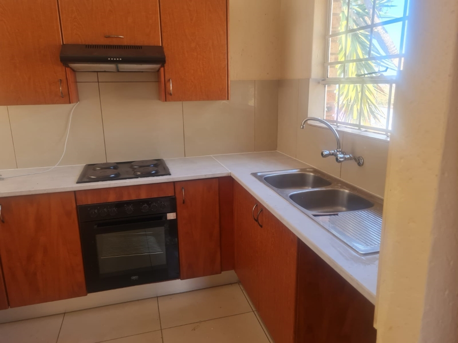 2 Bedroom Property for Sale in Groblerpark Gauteng