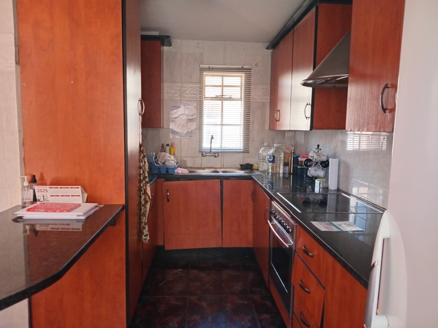 3 Bedroom Property for Sale in Corlett Gardens Gauteng