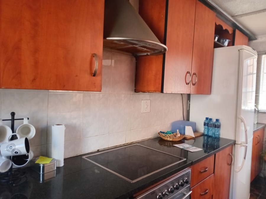 3 Bedroom Property for Sale in Corlett Gardens Gauteng