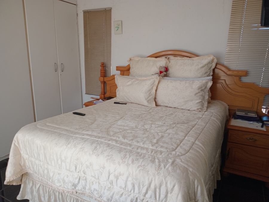 3 Bedroom Property for Sale in Corlett Gardens Gauteng